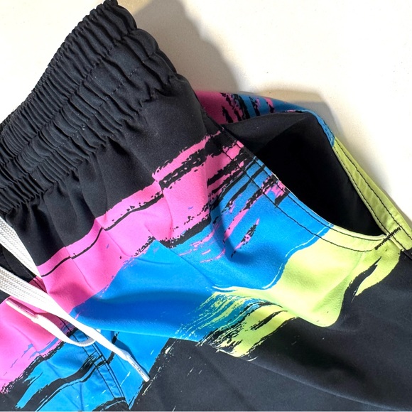 Chubbies Swim Trunks in Living Color 90’s Retro Pull On Men’s Small 7” Inseam - Picture 9 of 9